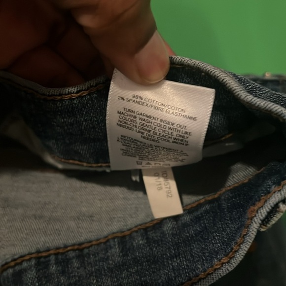 Express Embroidered Denim Shorts size 10 - Picture 9 of 9